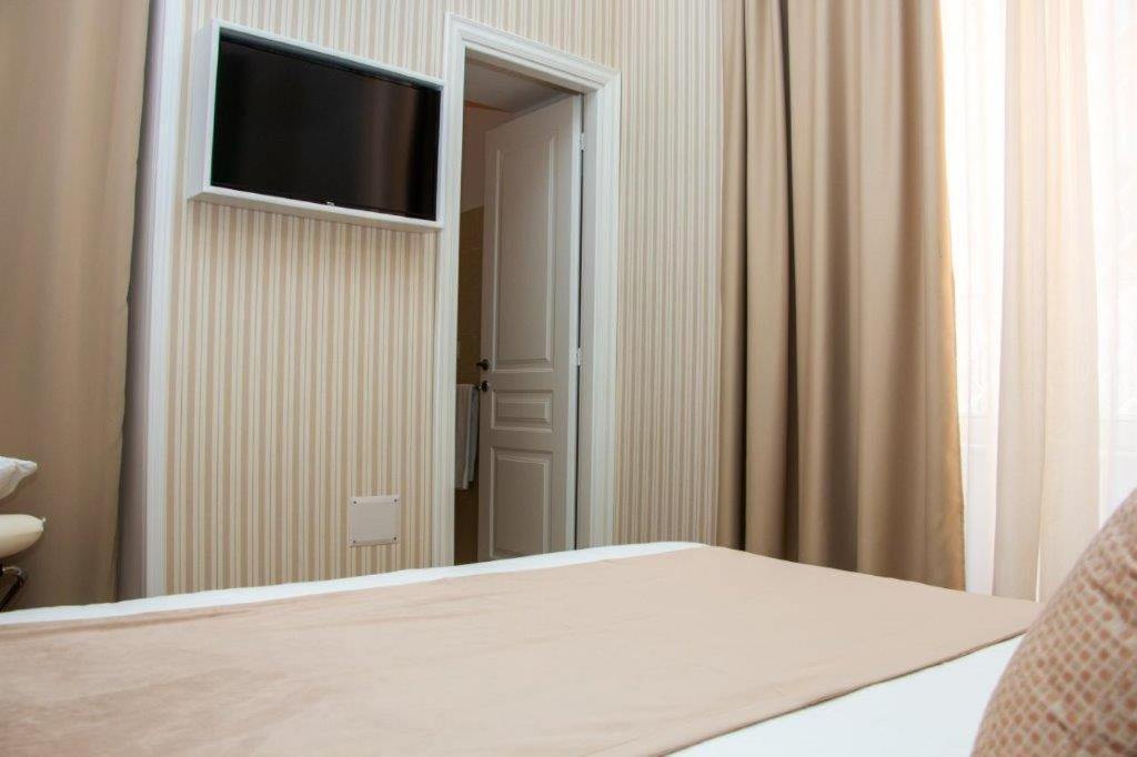 Florita Napoli Hotel Екстериор снимка
