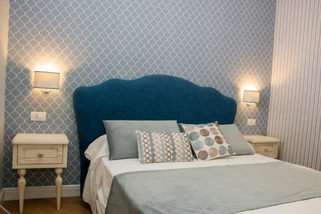 Florita Napoli Hotel Екстериор снимка