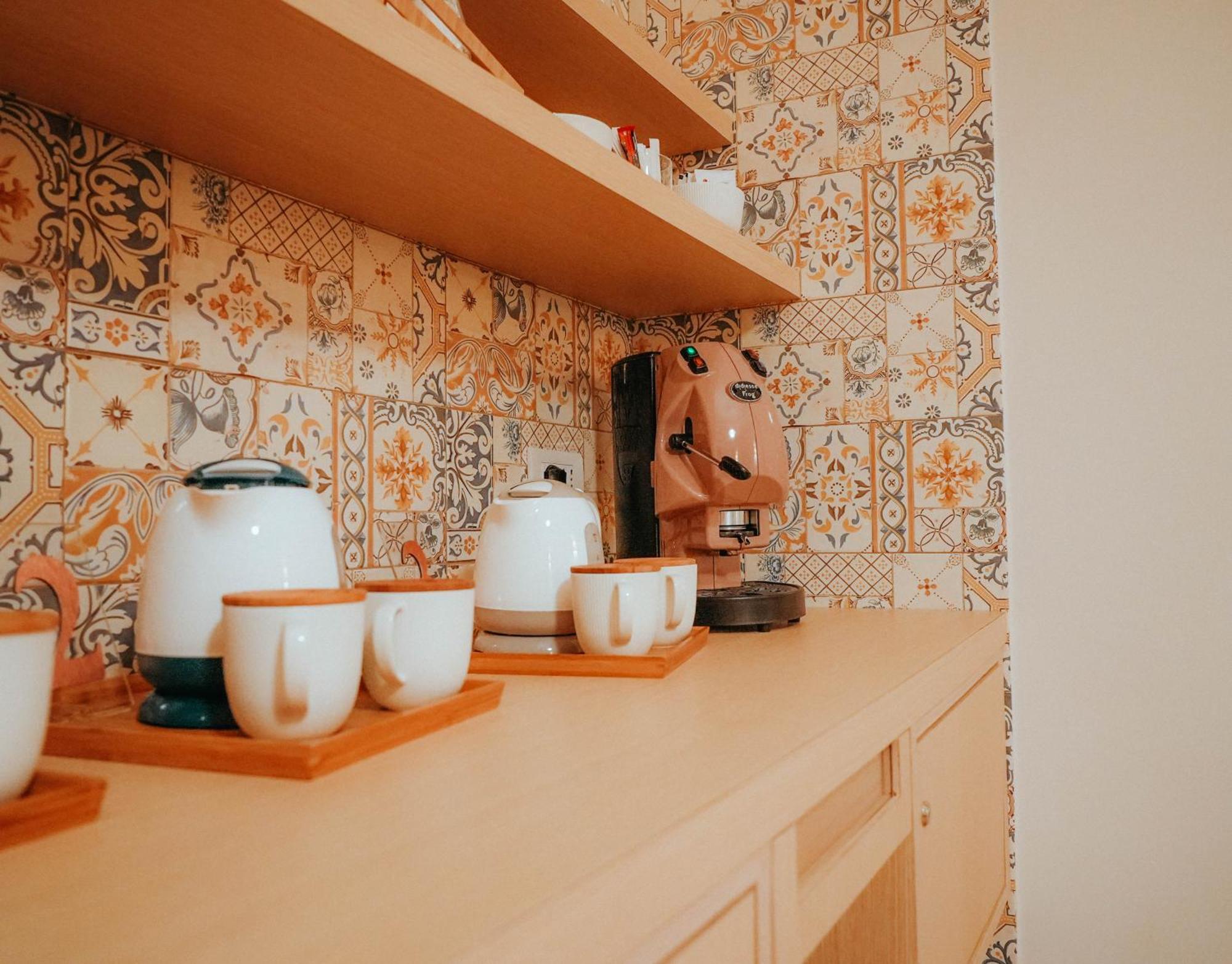 Florita Napoli Hotel Екстериор снимка